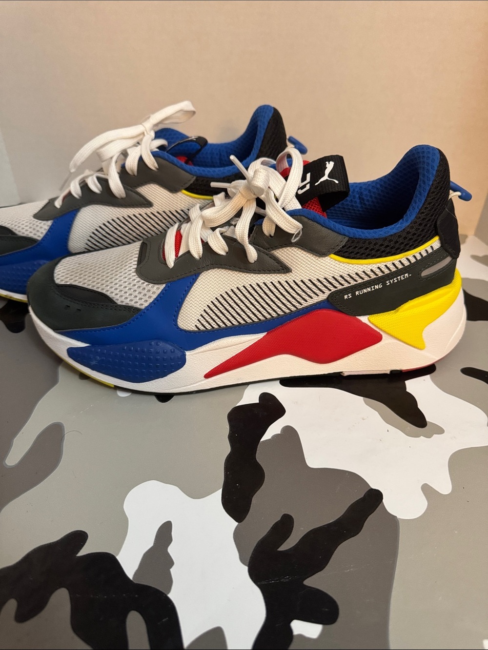 Men’s Multicolor Athletic Sneakers - Blue, Red & Yellow